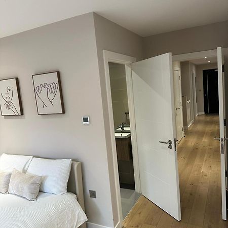 Richardson Deluxe Apartments - 3 Bed لندن المظهر الخارجي الصورة