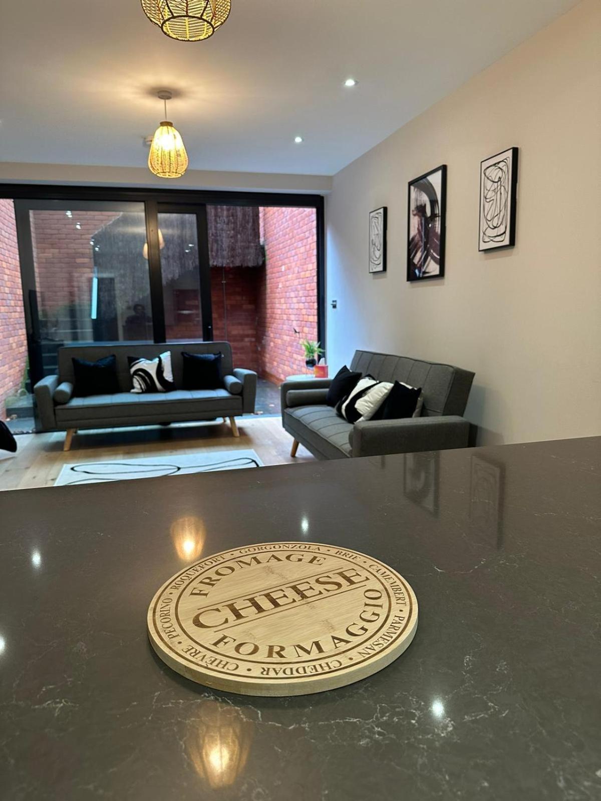 Richardson Deluxe Apartments - 3 Bed لندن المظهر الخارجي الصورة